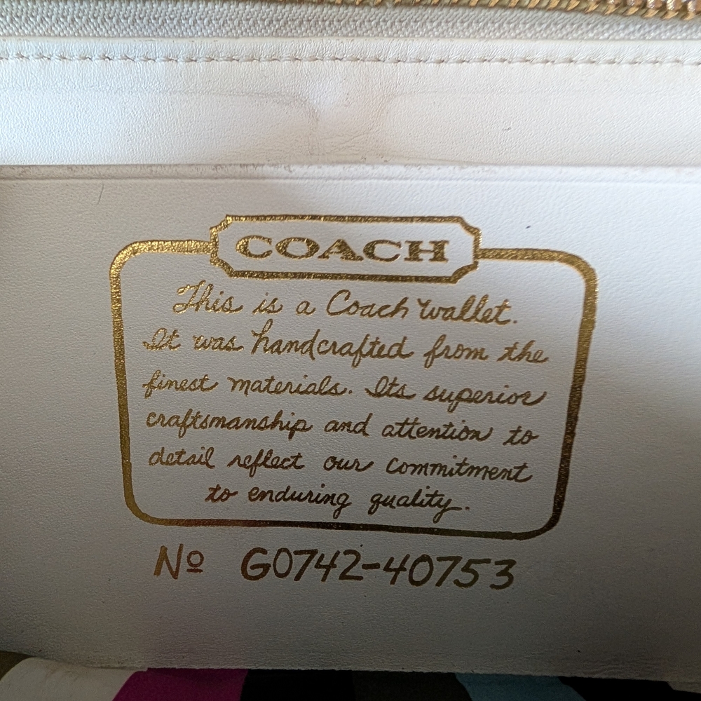 GUC Coach Signature Monogram Canvas Long Zip Wallet - Picture 8 of 12